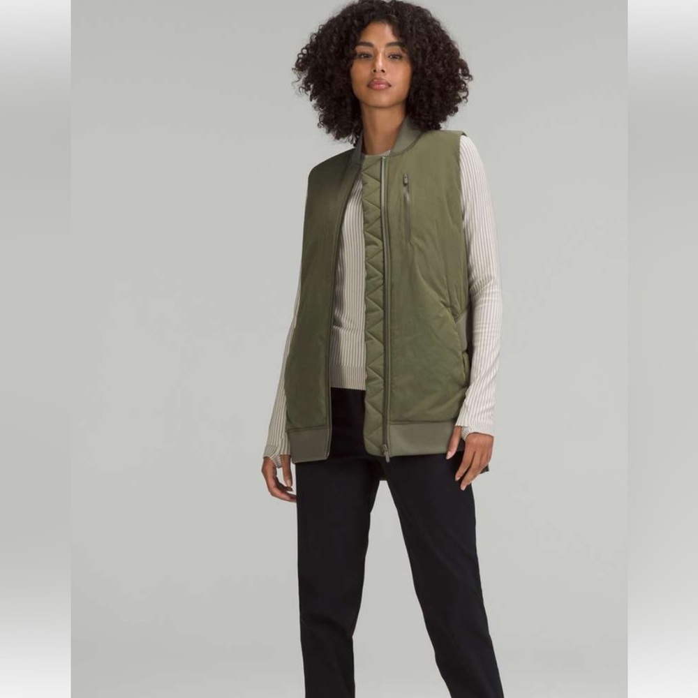 lululemon long insulated bomber vest size 4 like brand new